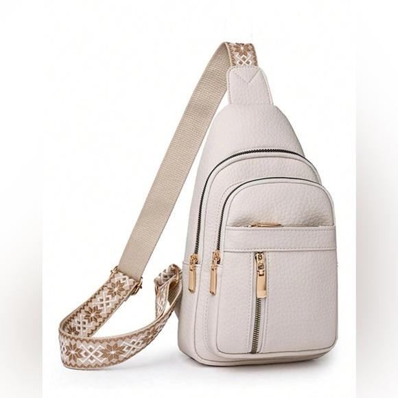 New Crossbody Bag, Sling Bag - Picture 4 of 5